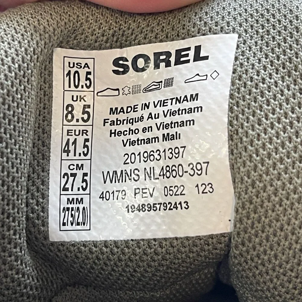 Sorel Shoes Womens 10.5 Out N About III Low Sneakers Waterproof Green NL4860-397